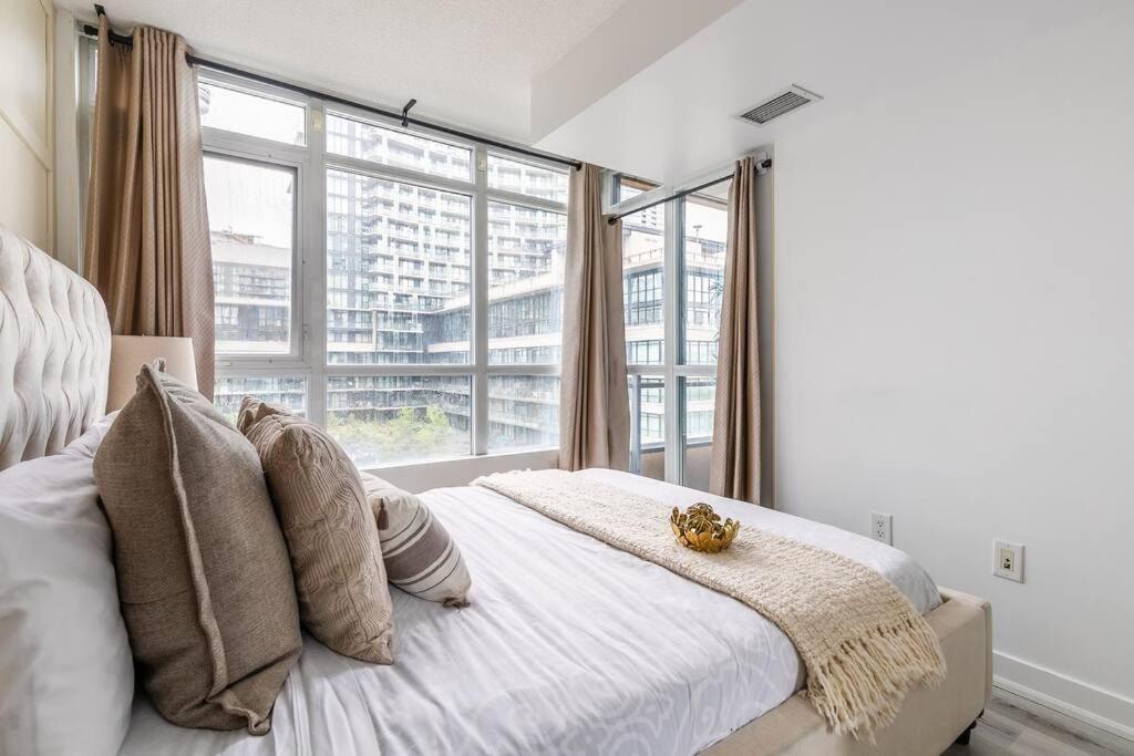 Luxury Suite Downtown Toronto Near Cn Tower Eksteriør billede