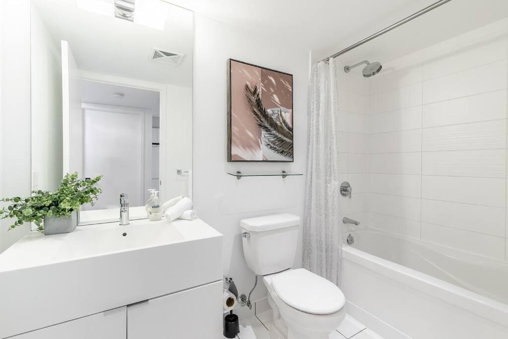 Luxury Suite Downtown Toronto Near Cn Tower Eksteriør billede